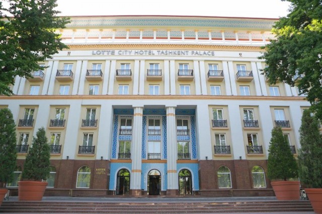 Отель "Tashkent Palace"